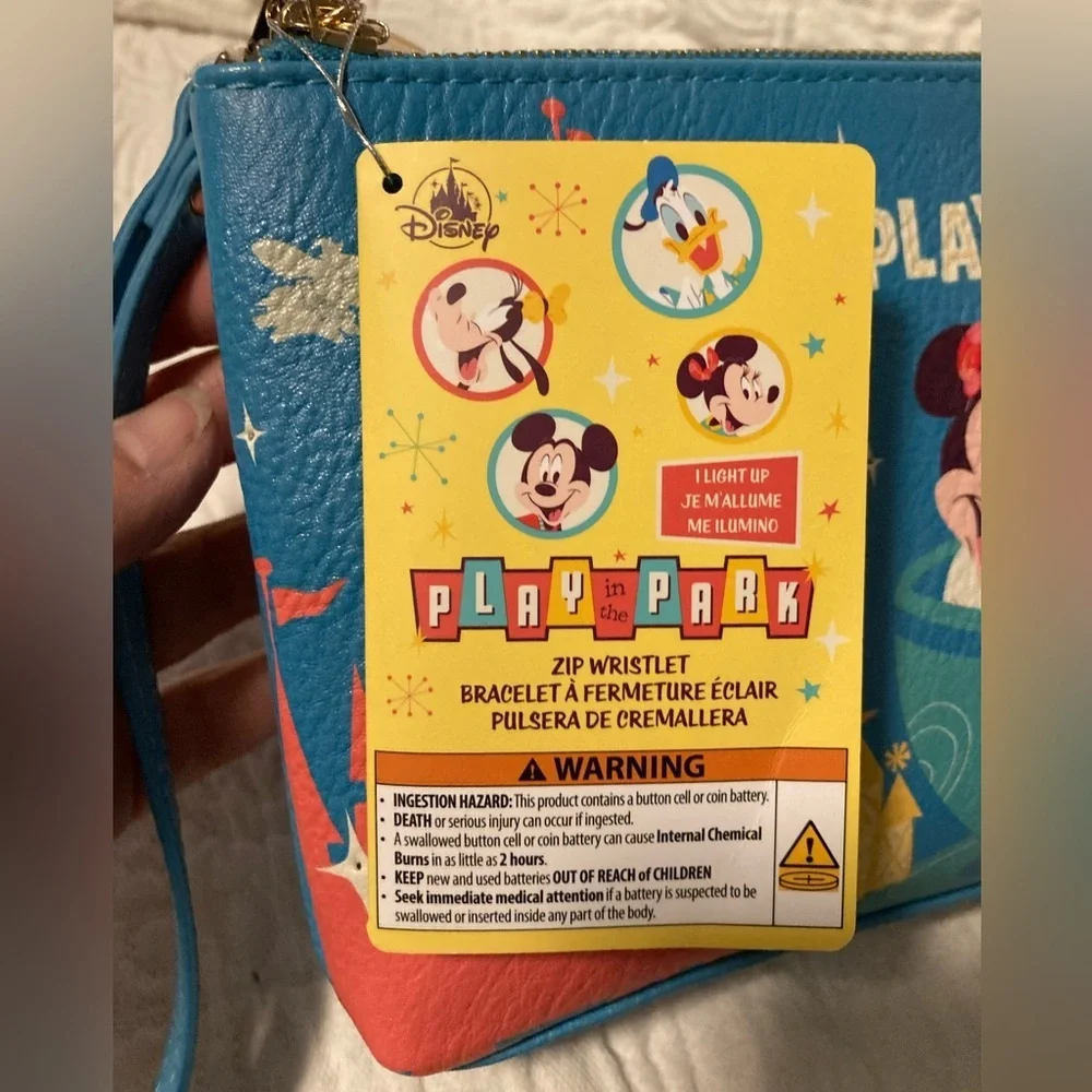 Disneys Play in the Park  Light up Wristlet - Picture 7 of 13